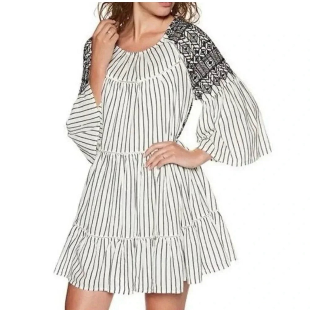 Free People | Lola Dress New W/ Tag Embroidered Open Back With Tie Cotton Large